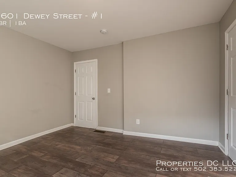 1601 Dewey St #1 — Photo 11