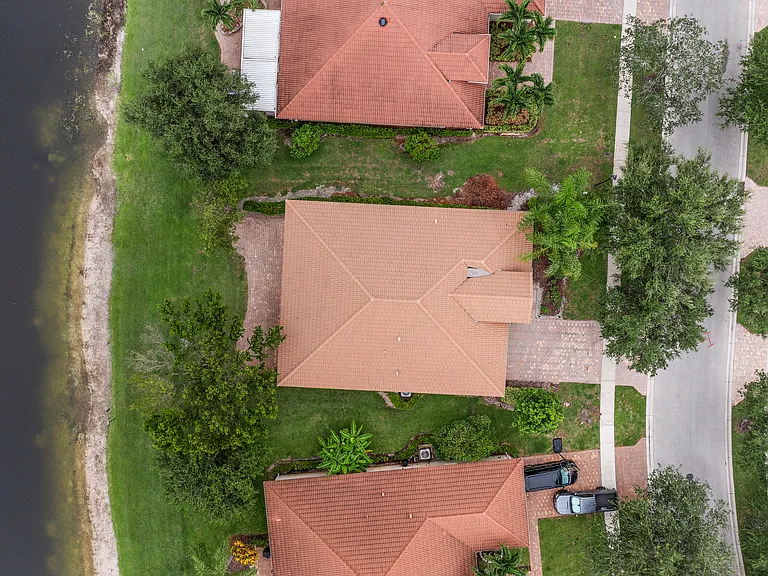 6752 Osage Cir — Photo 36