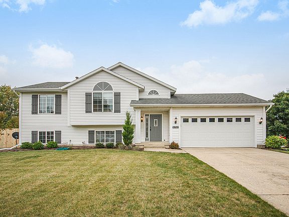 2nd image of 6761 Summerbreeze Dr SE