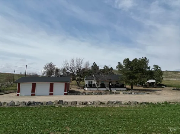 1526 Hill Rd, Homedale, ID 83628