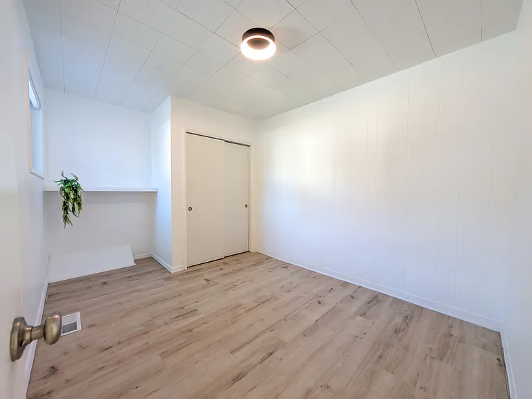 6025 NE Simpson St — Photo 14