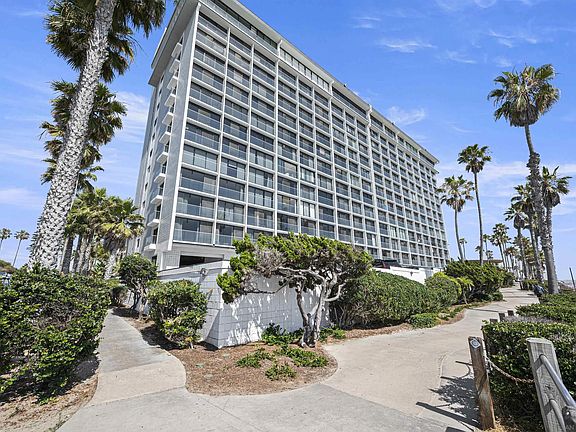 3rd image of 4767 Ocean Blvd Unit 507