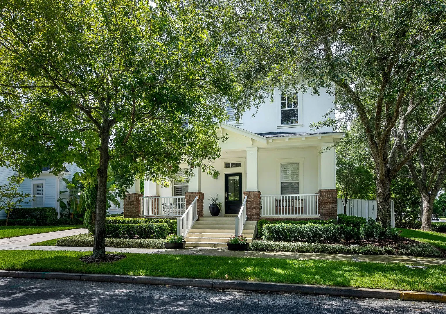 Baldwin Park Beauty! 3 Bed/2.5 Bath Pool Home! Available October 15th! — Photo 2