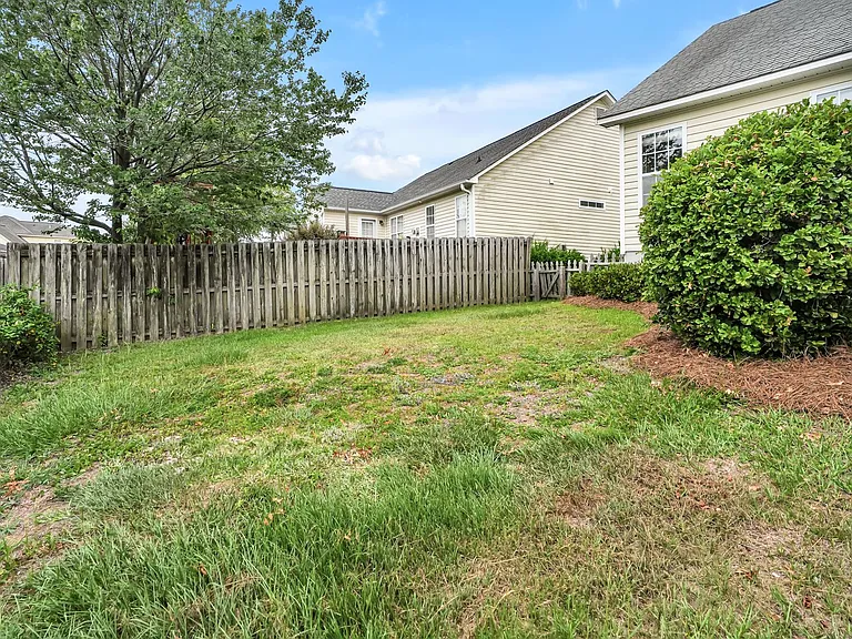 213 Whitehill Rd — Photo 31