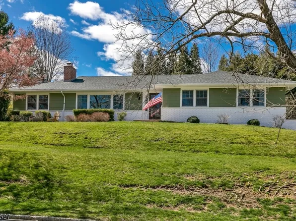 61 Barnsdale Rd, Madison Boro, NJ 07940