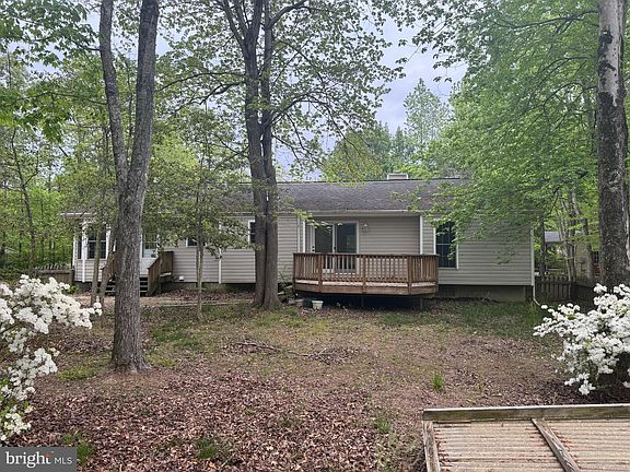 3rd image of 35860 Sycamore Ct