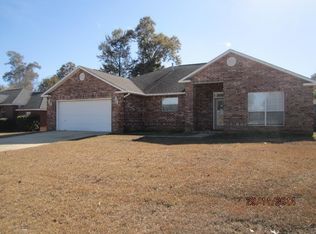 3057 Red Fern Rd, Cantonment, FL 32533