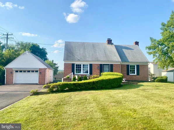 2905 E High St, Pottstown, PA 19464