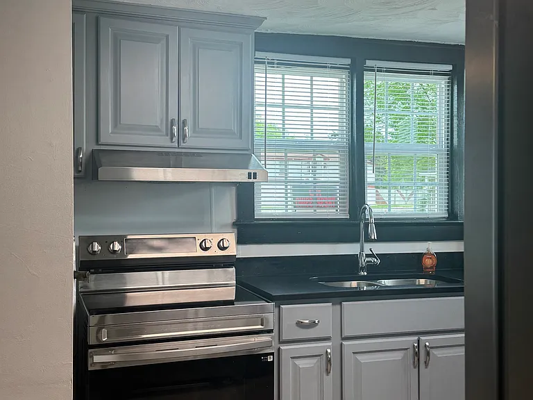 Beautiful Kitchen for amazing cooking with new oven and quartz countertops