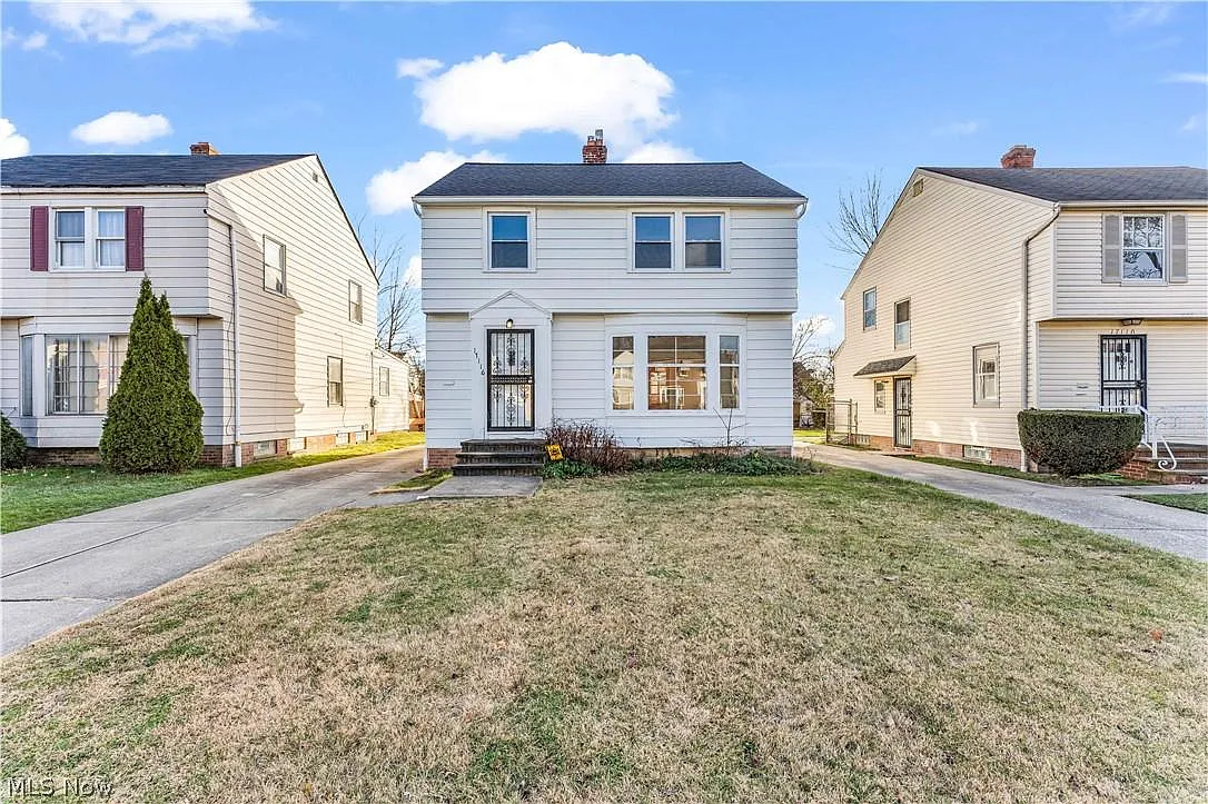 17116 Glendale Ave photo 1