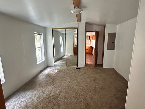 2nd image of 2200 Washington Ave Trailer 1