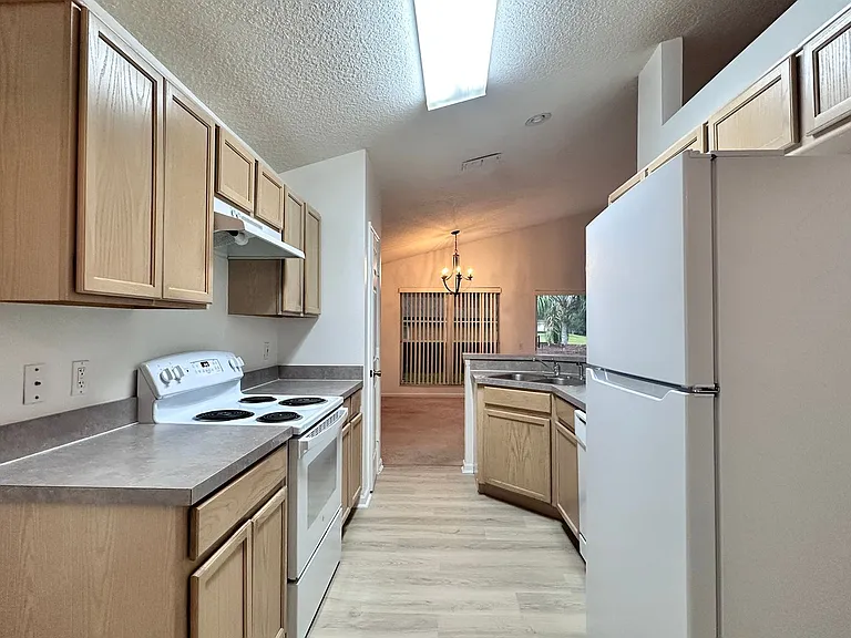 1709 Pine Bay Dr — Photo 29