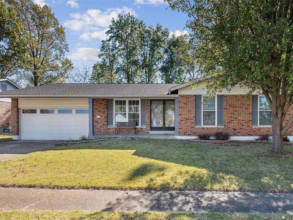 1st image of 3614 Monsols Dr