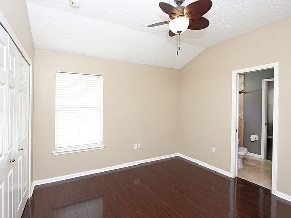4th image of 3407 Laurel Leaf Dr