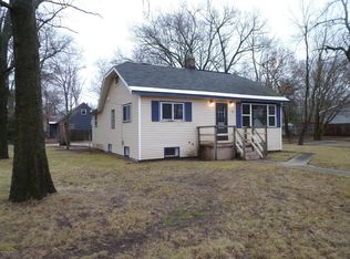 1212 S Quarterline Rd, Muskegon, MI 49442