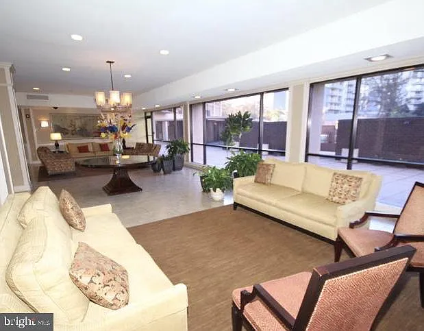 6800 Fleetwood Rd #214 — Photo 16