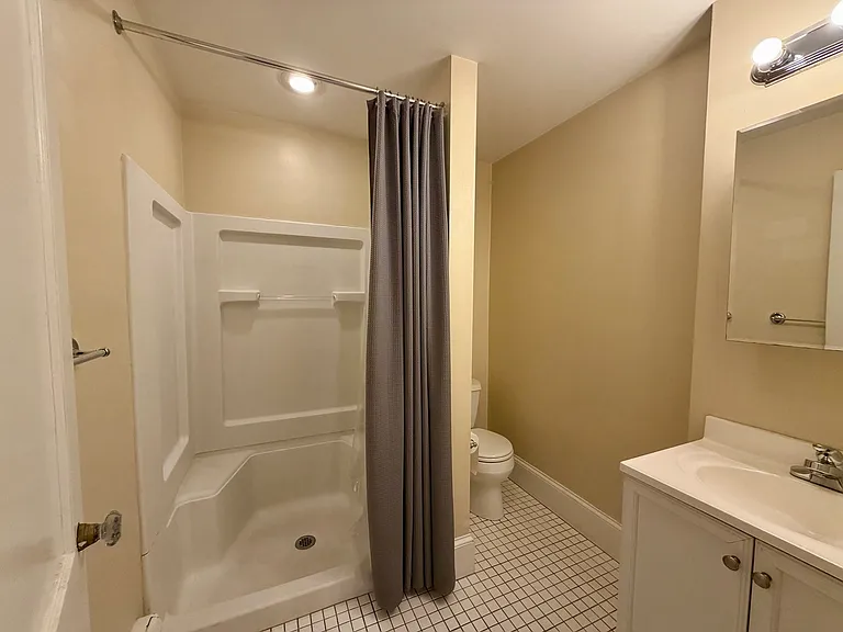 8 Silver Lake Ave #6 — Photo 20
