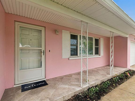 2nd image of 808 WOODLEY ROAD