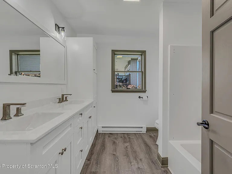 1262 Lake Rd — Photo 23