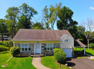590 Jefferson Ave, Warminster, PA