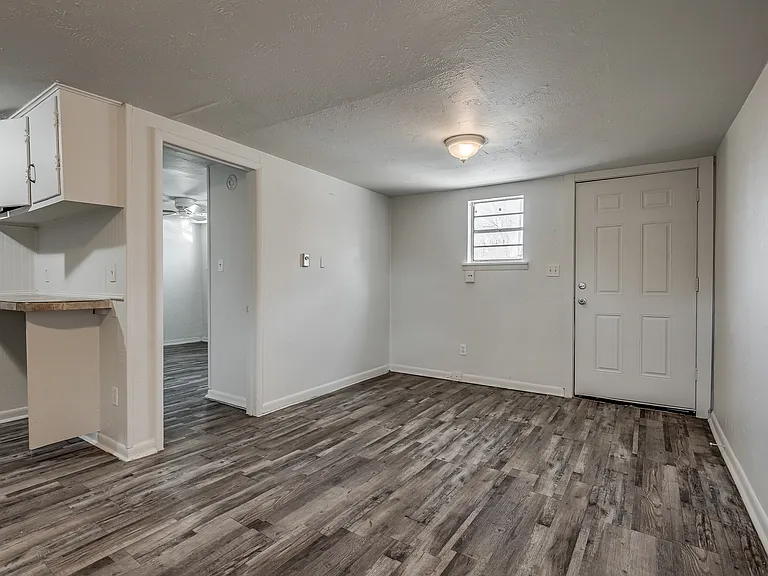 2309 N Florida Ave — Photo 8