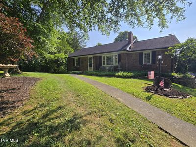 1210 Riverview Dr, Elizabethton, TN, 37643