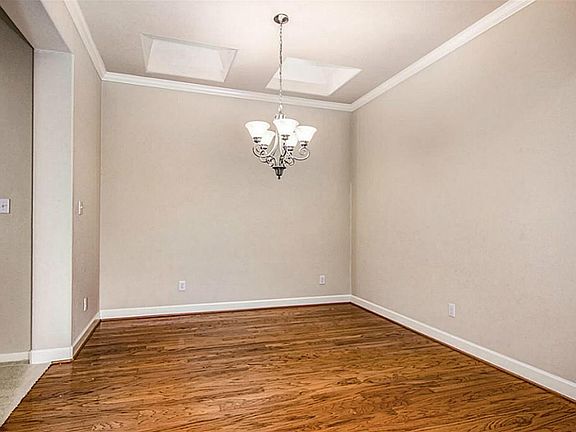3rd image of 22109 Lancelot Oaks Dr