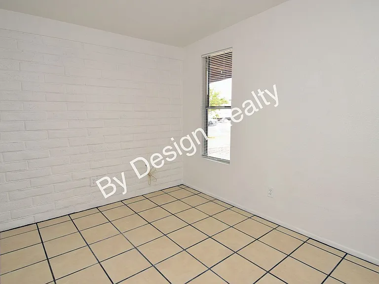 6722 E 45th St — Photo 12