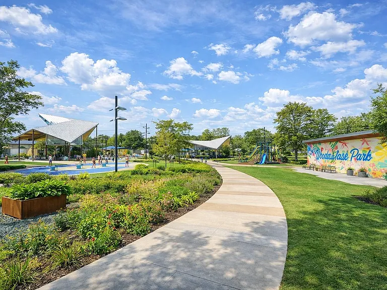 10049 Westpark Dr #111 — Photo 17