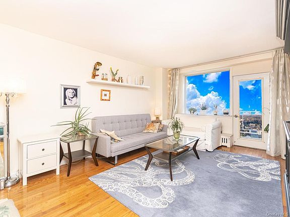 2nd image of 5800 Arlington Ave APT 7C