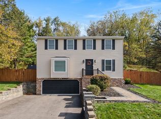 218 Lakeside Dr, Mc Kees Rocks, PA