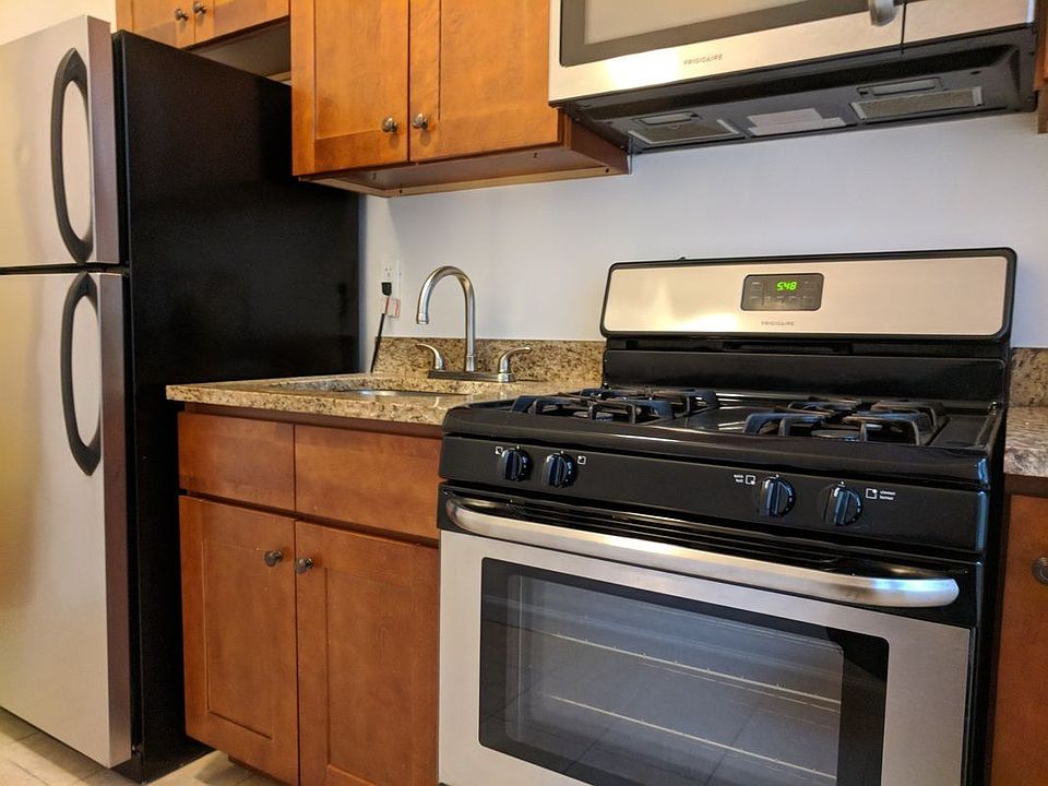 1st image of 3752 89th St APT 1D