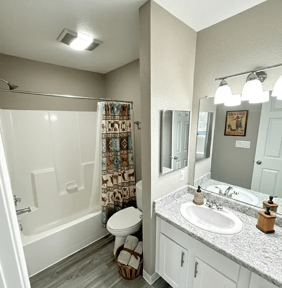 Vista Del Sol Apartments — Photo 41