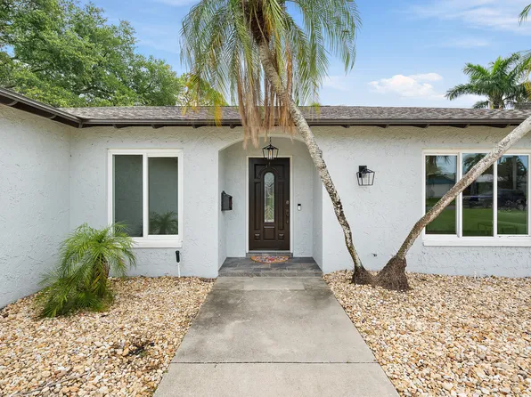 5273 Denver St NE, Saint Petersburg, FL 33703