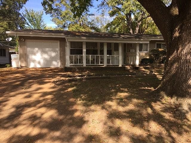 1st image of 2305 Brook Dr