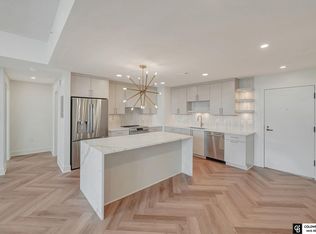 128 N 13th St APT 1010, Lincoln, NE 68508