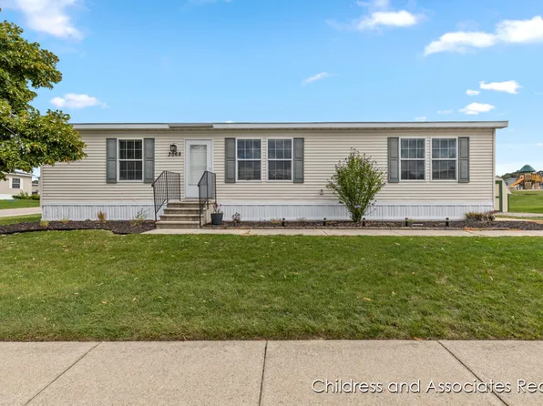 3068 Chalkstone Ln, Hudsonville, MI 49426