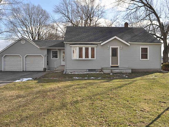 2nd image of 2512 Berkey Ave
