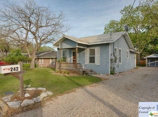 242 E Mather St, New Braunfels, TX 78130
