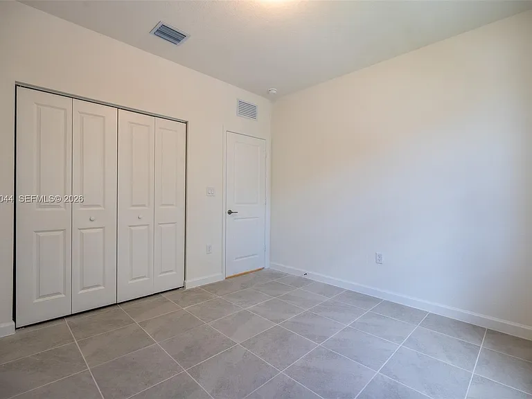 2978 SE 25th Ave — Photo 11