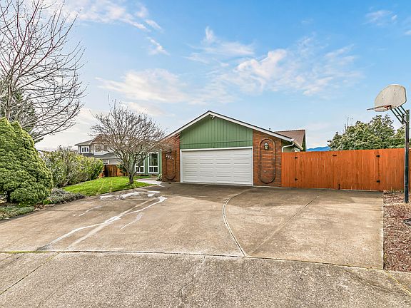 5th image of 2854 Yvonne Rd