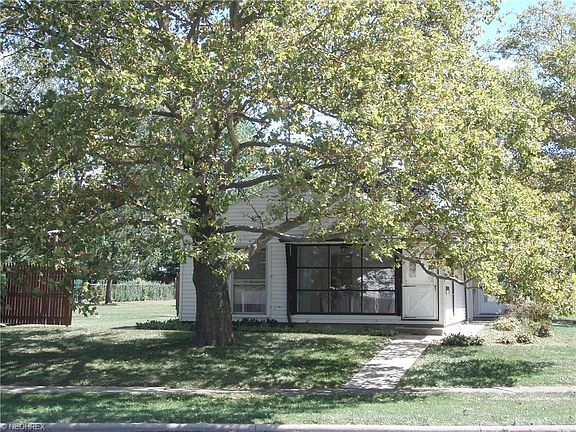 2nd image of 9642 Newkirk Dr