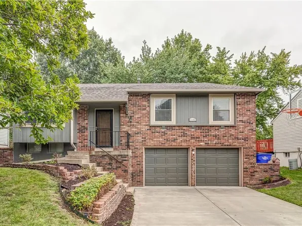 16205 W 130th Ter, Olathe, KS 66062