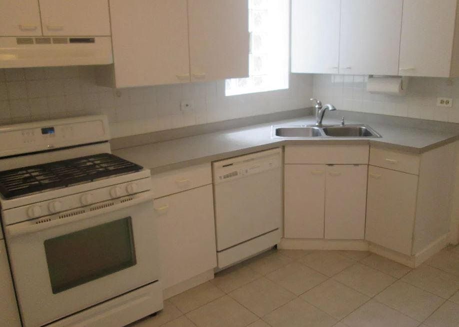 1st image of 6509 N Ashland Ave #1
