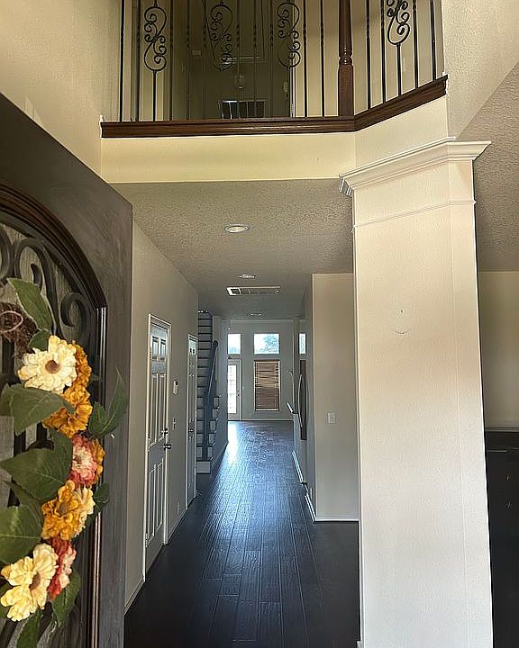 1st image of 3054 Orchard Vale Dr