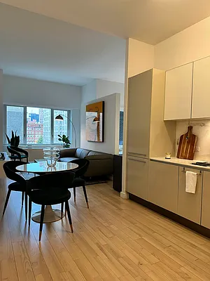 Rented by Oxford Property Group | media 6