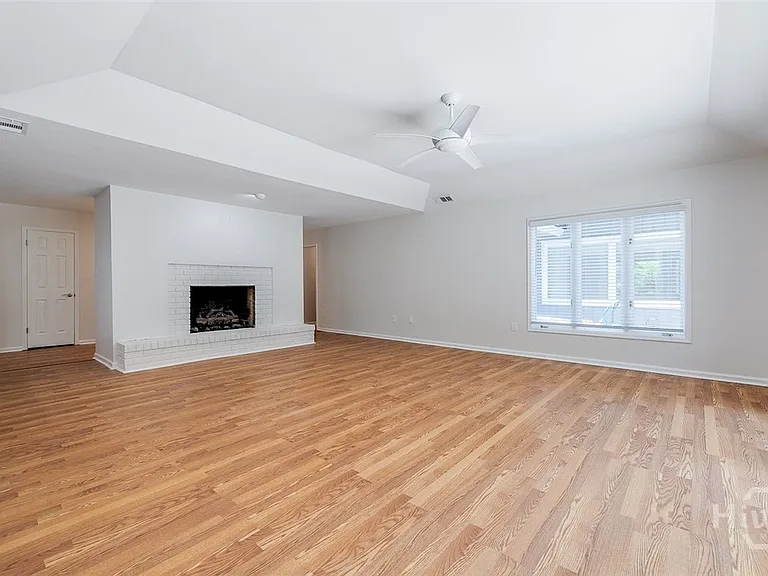 14 Hemingway Dr — Photo 10