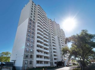 221 Melvin Ave #1107, Hamilton, ON L8H 2K1