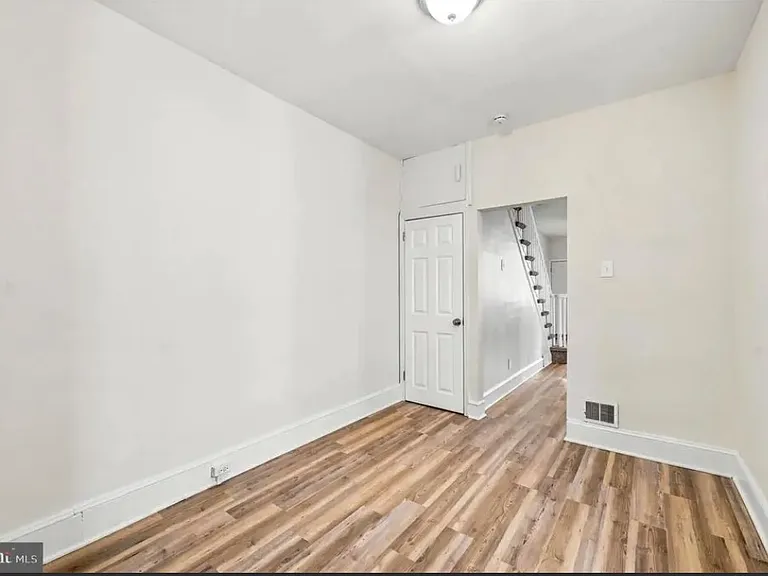 2226 E Clearfield St — Photo 5
