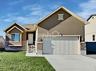 31 W Clear Water Dr, Tooele, UT 84074